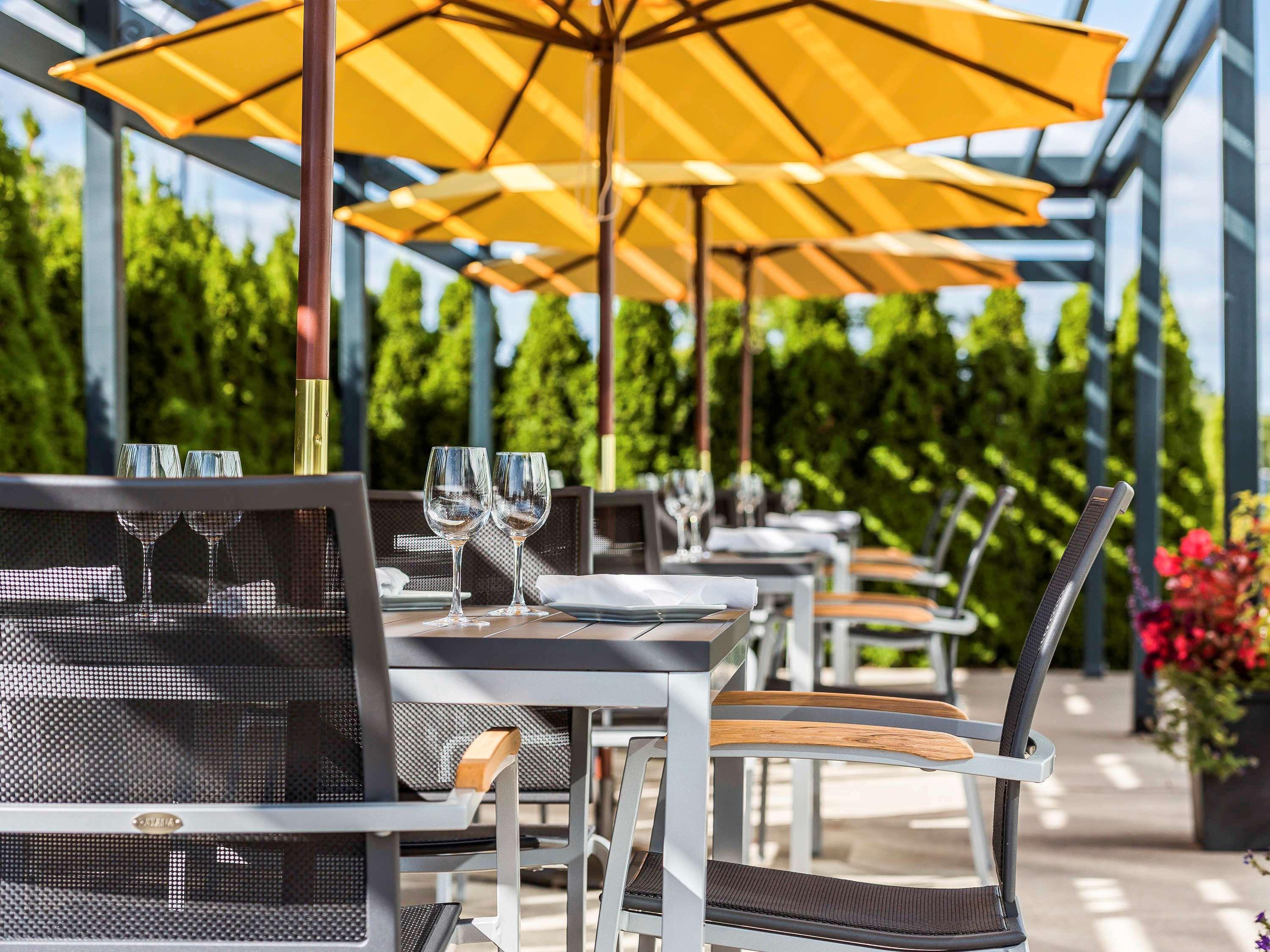 Novotel Montreal Aeroport Dorval Kültér fotó