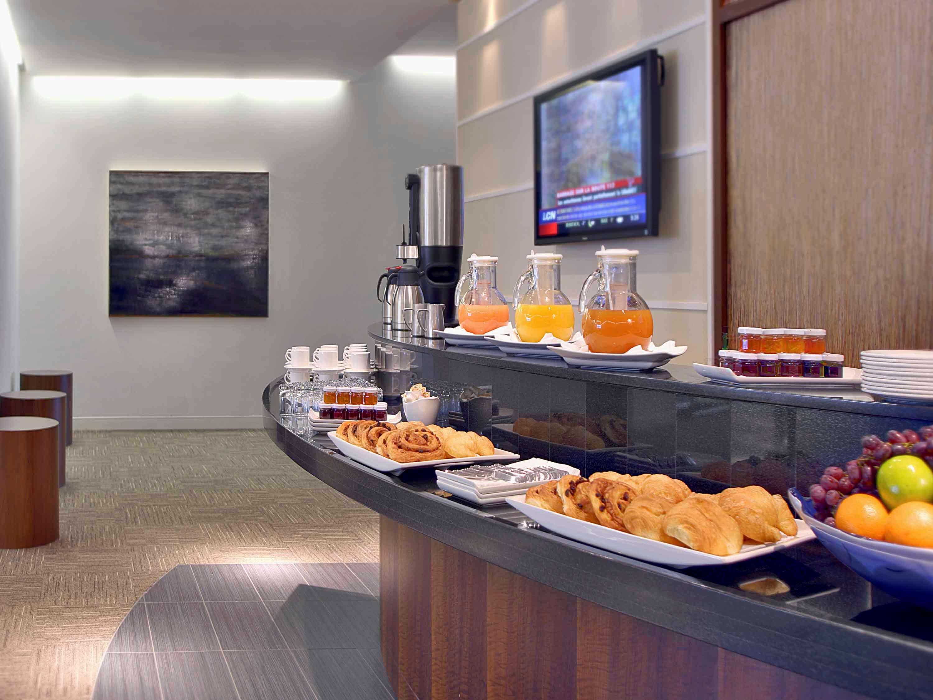Novotel Montreal Aeroport Dorval Kültér fotó