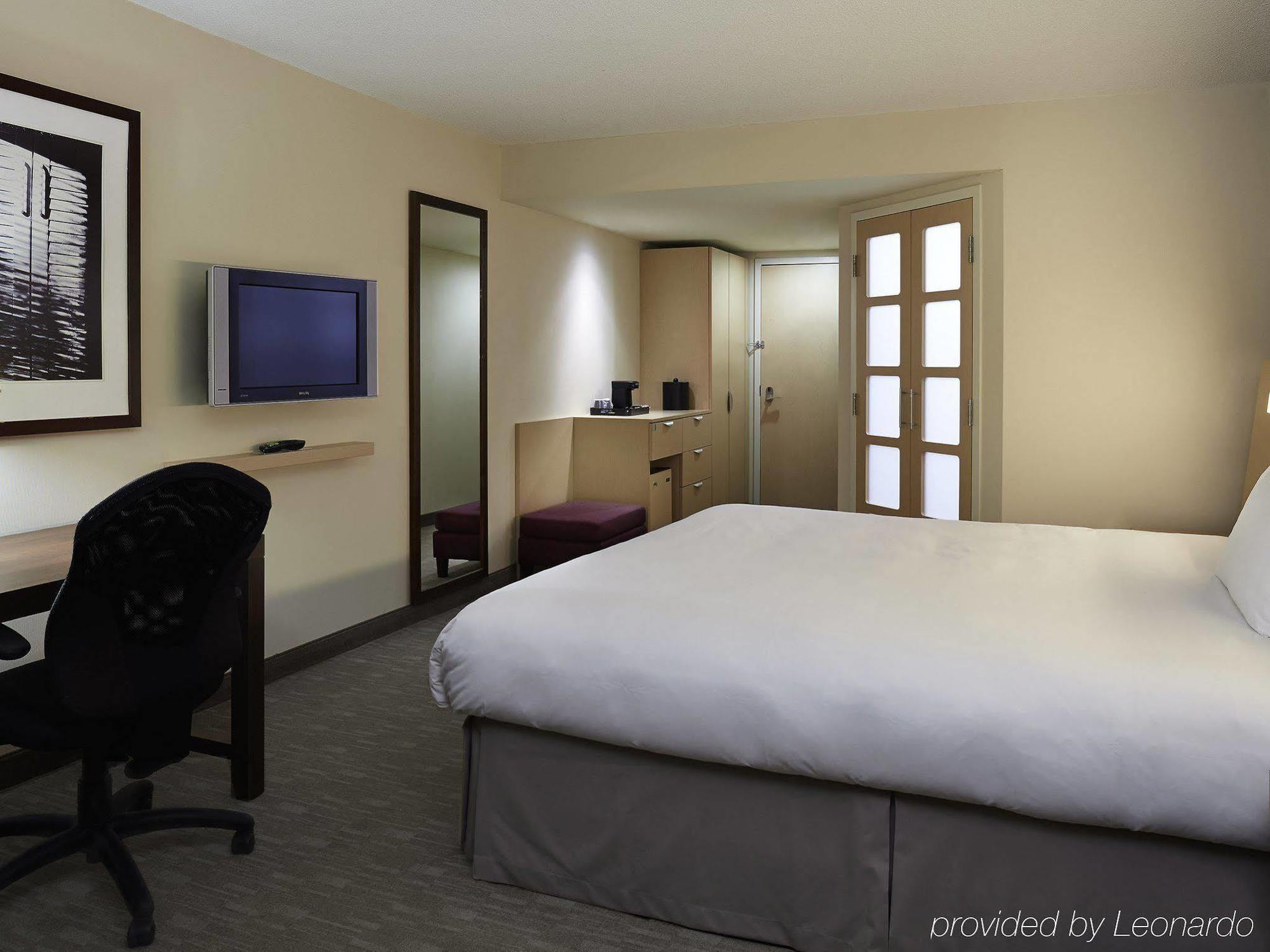 Novotel Montreal Aeroport Dorval Kültér fotó