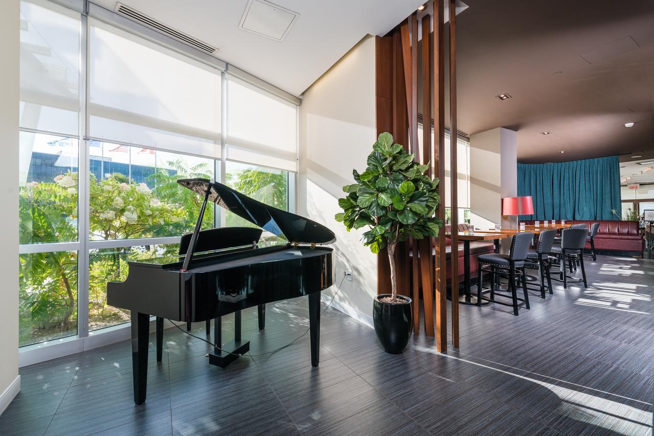 Novotel Montreal Aeroport Dorval Kültér fotó