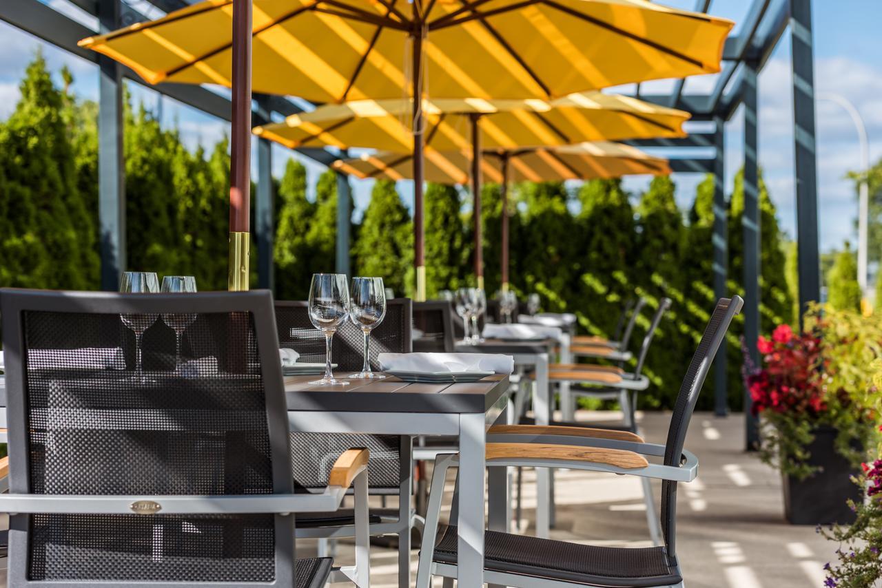 Novotel Montreal Aeroport Dorval Kültér fotó