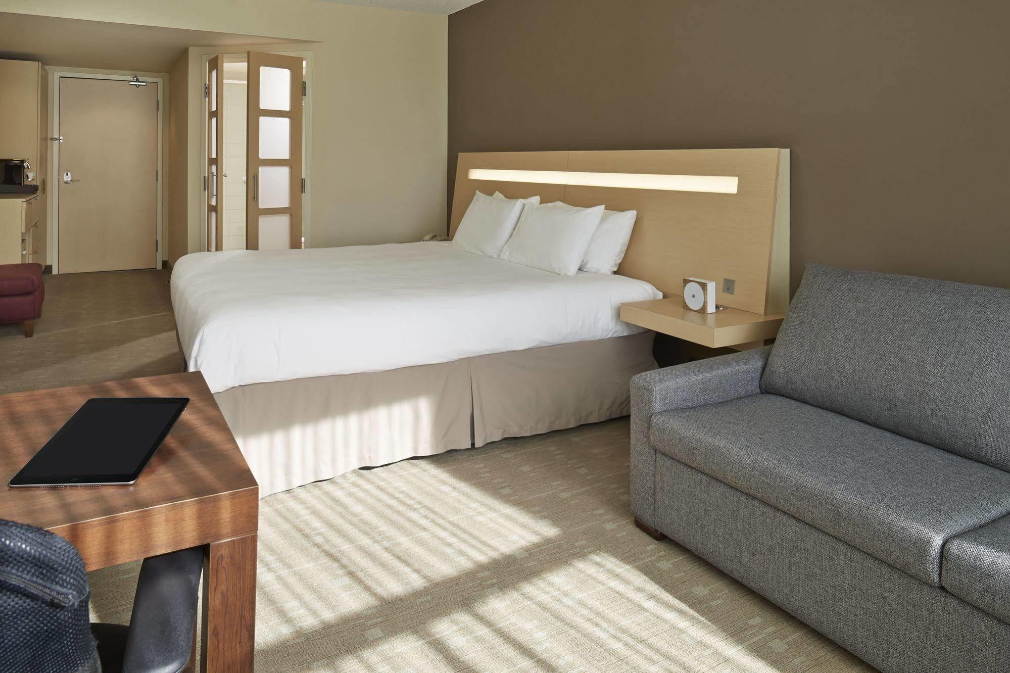 Novotel Montreal Aeroport Dorval Kültér fotó