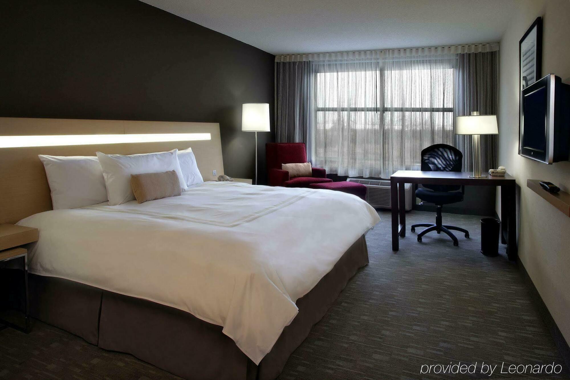 Novotel Montreal Aeroport Dorval Kültér fotó